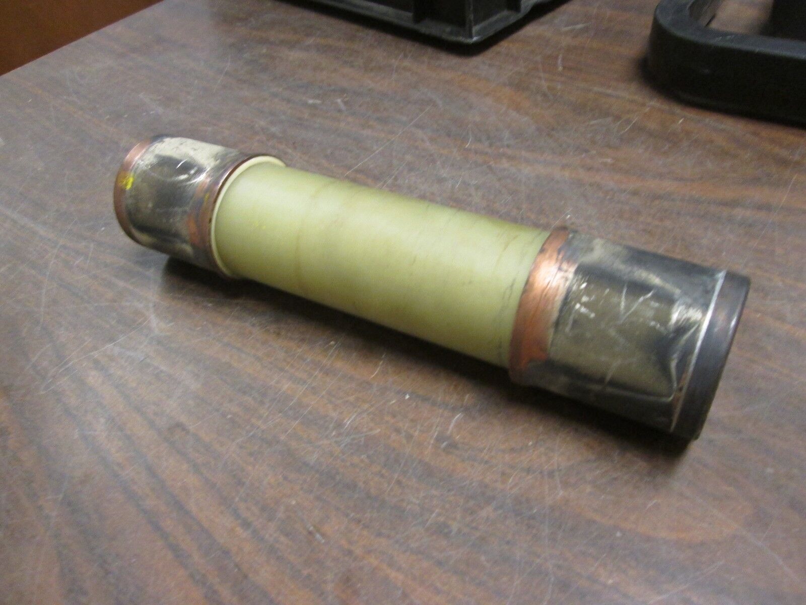 GE Type EJ-1 C Fuse 9F60 CCB020 20E Amps 2.75KV Used