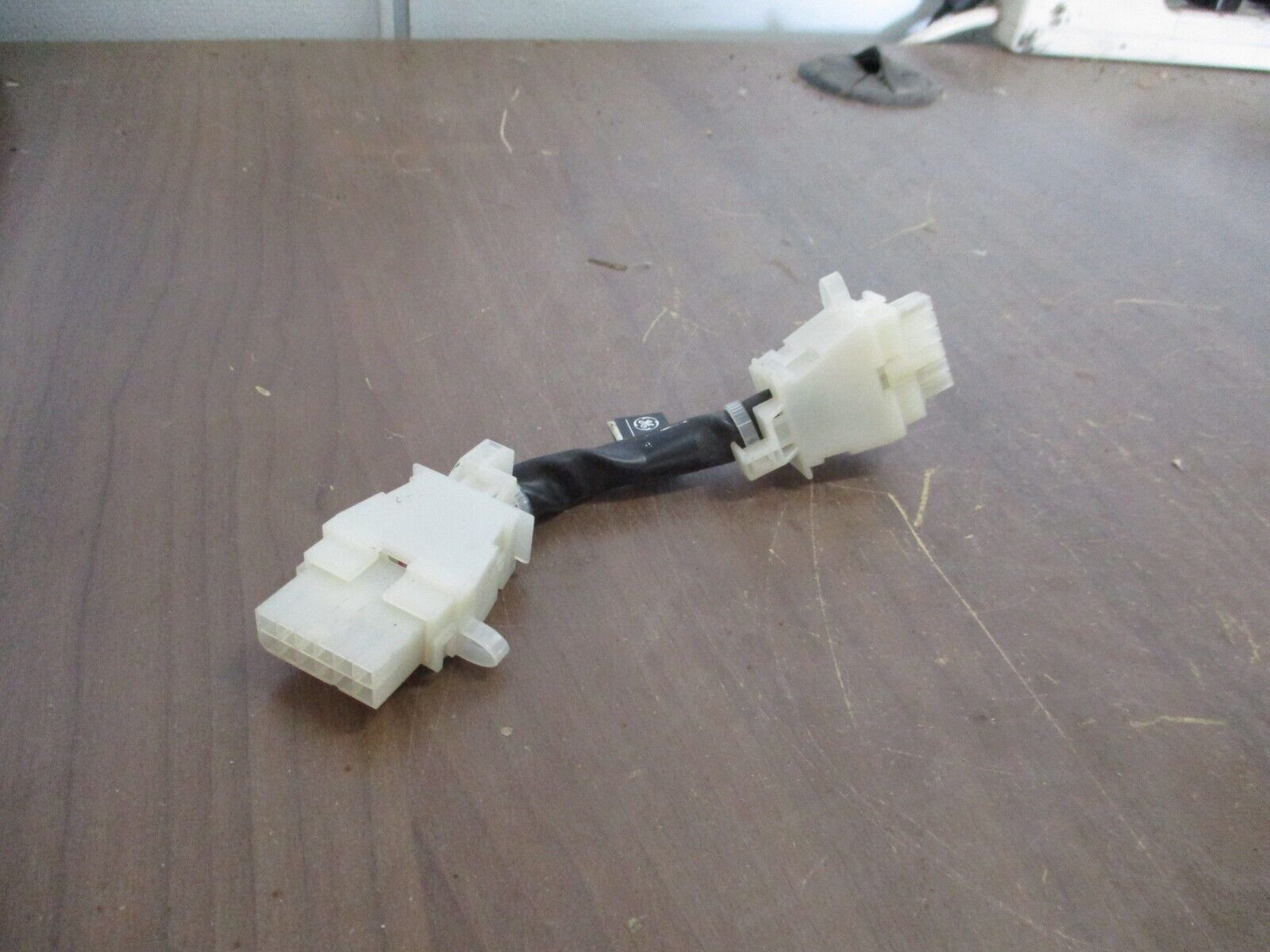 GE Distribution Cable SDCAA6 6" Used