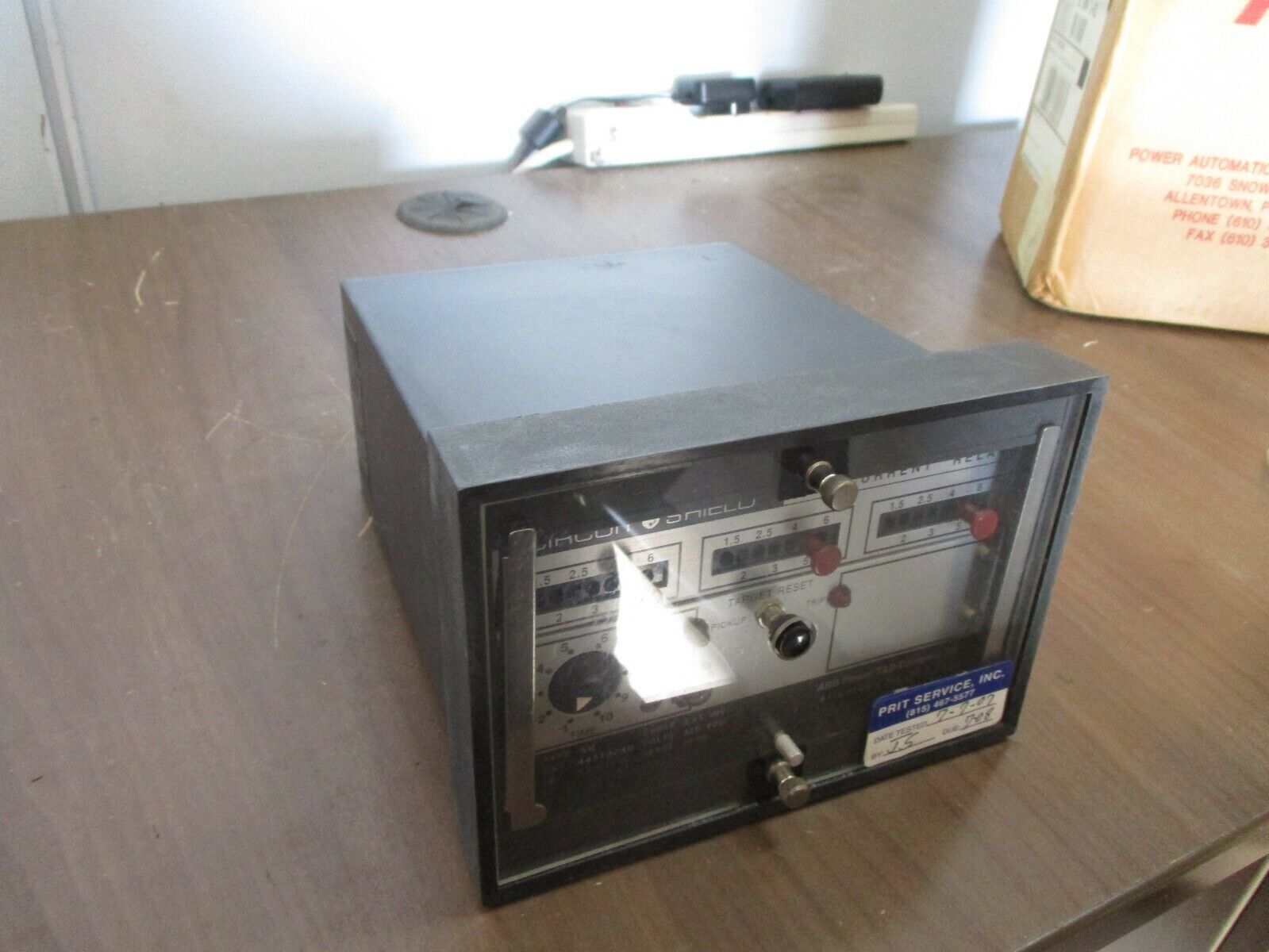ABB Circuit Shield Overcurrent Relay 443T3240 Curve: EXT INV 125VDC New Surplus