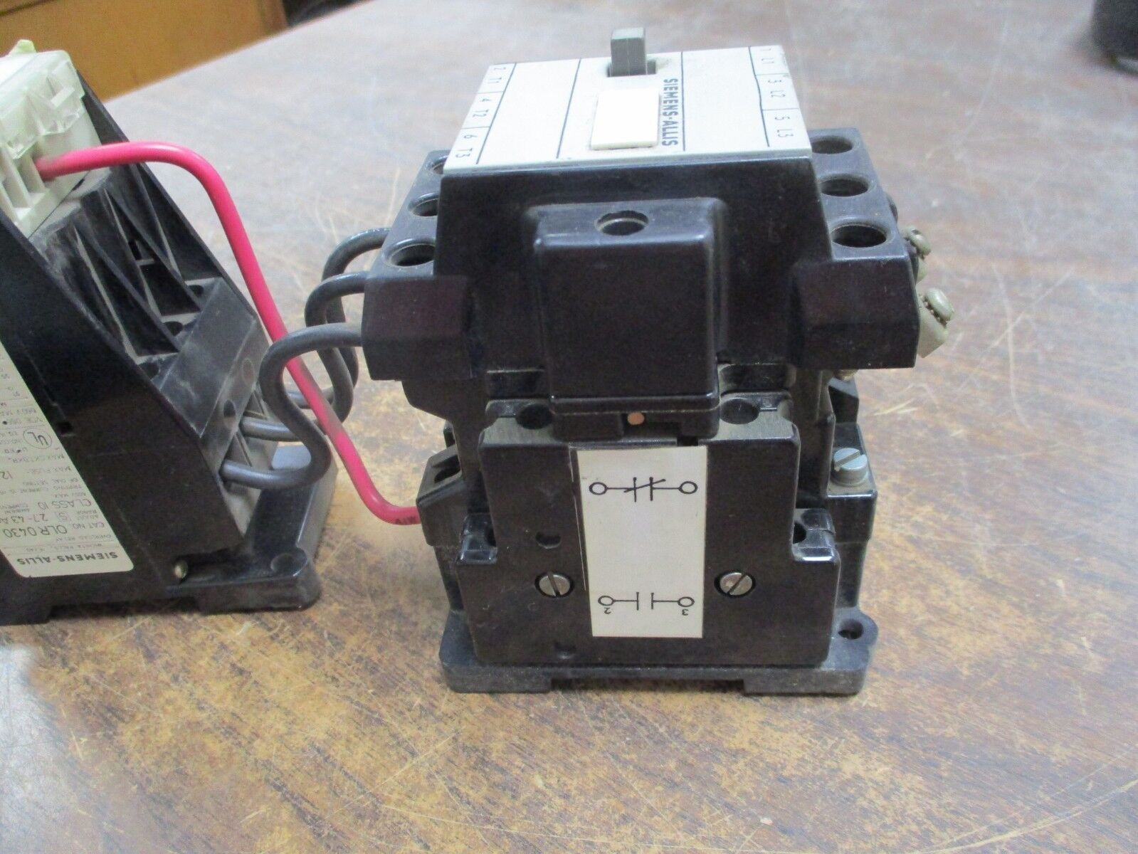 Siemens Contactor CXL10*3 OLR 0430 120V Coil 27A 600V Used