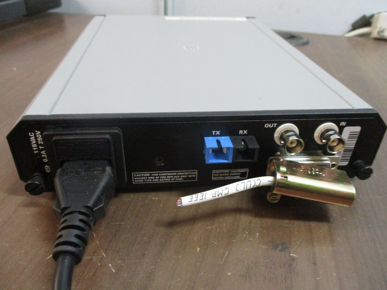 RAD FOM-E1T1/SC13/115 Fiber Optic Modem 2841430000 115V 0.15A 50/60Hz Used