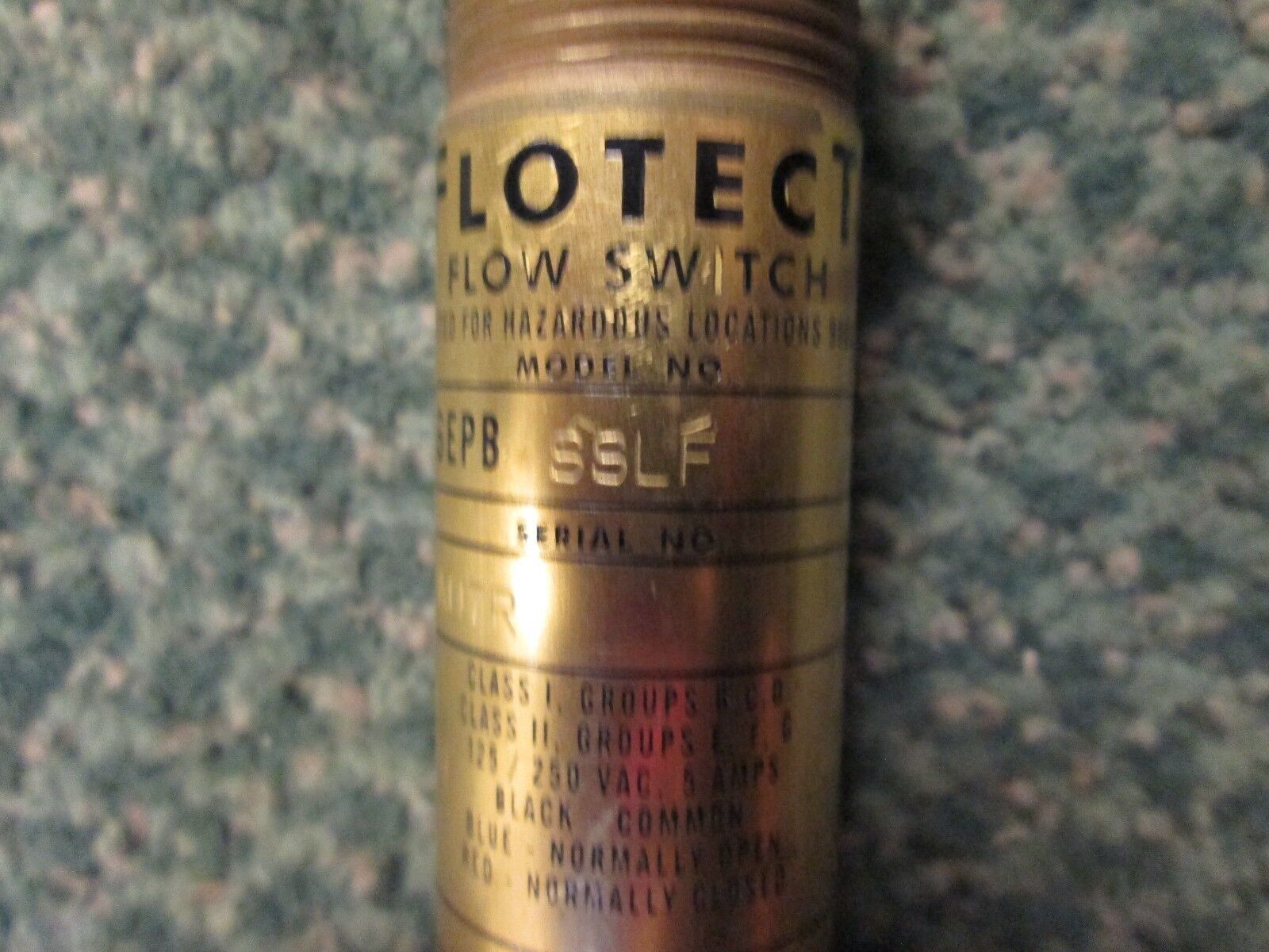 Flotect Flow Switch V6EPB SSLF 5A 125/250VAC Used