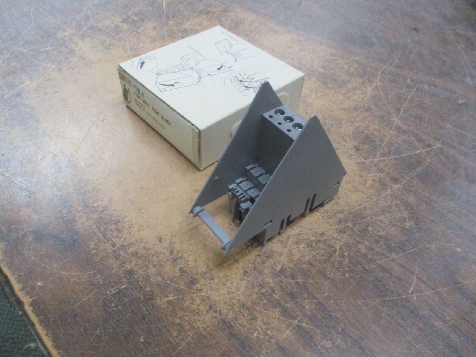 Landis & Gyr High Voltage Terminal Block PTX6.H New Surplus