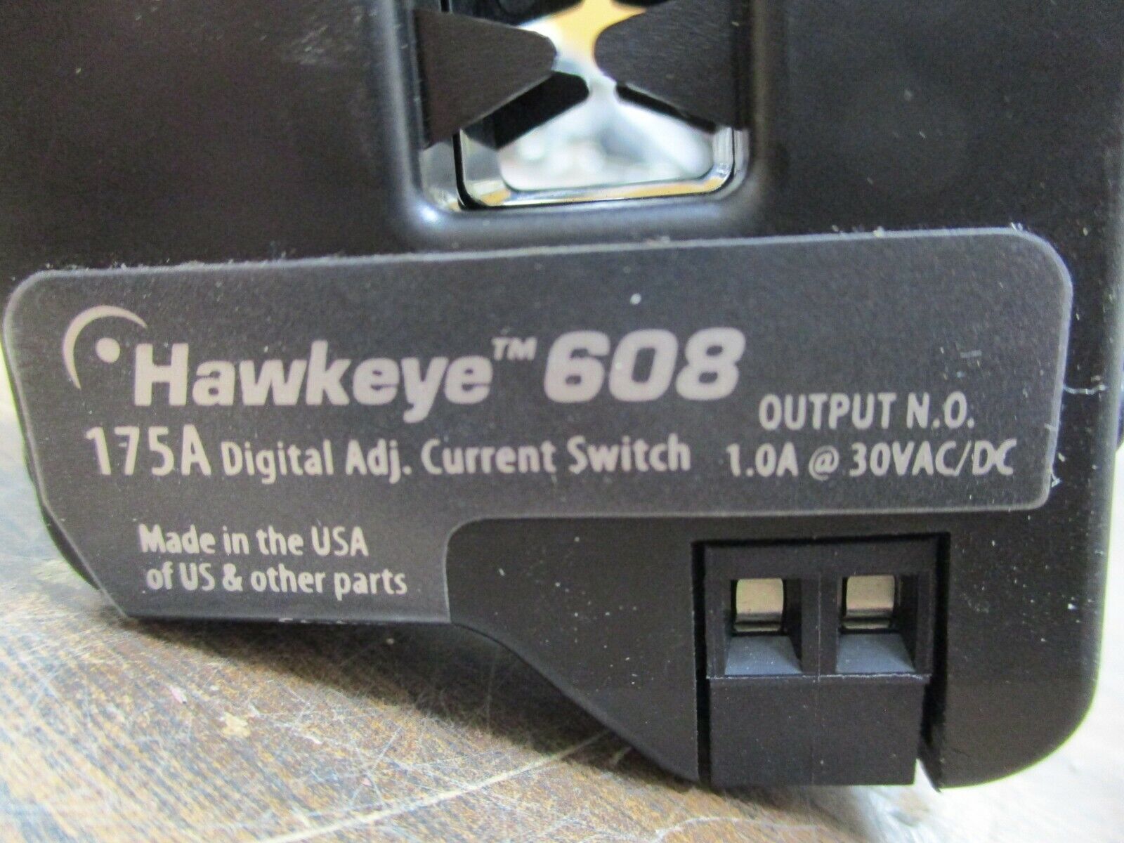 Veris Hawkeye 608 Digital Adj. Current Switch Z205625-0A 175A 600V Used