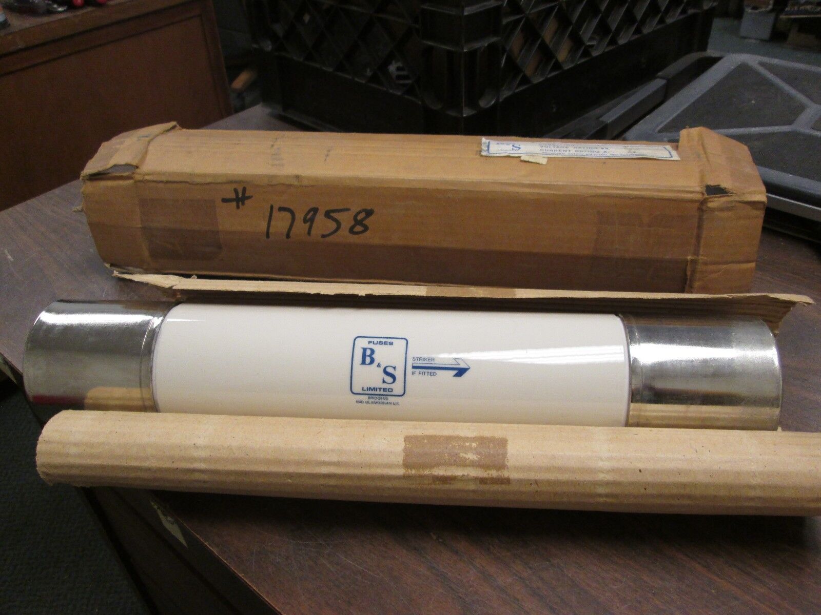 B & S Fuse MRPSN1 5.5KV 9R Rating New Surplus