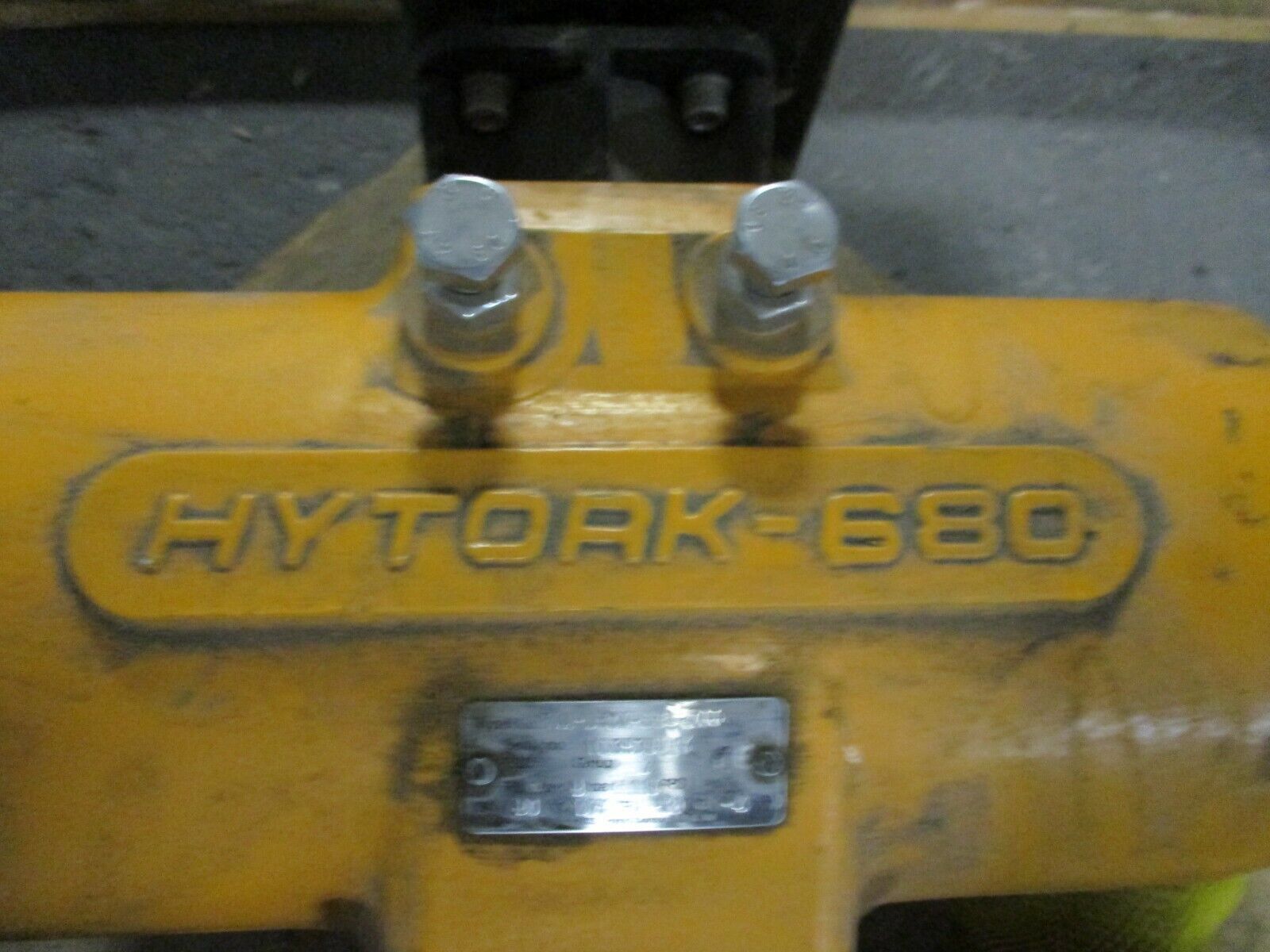 Hytork 680 Actuated Valve w/Accutrak Duel Display Monitor EIA-0680-S80-A00 Used