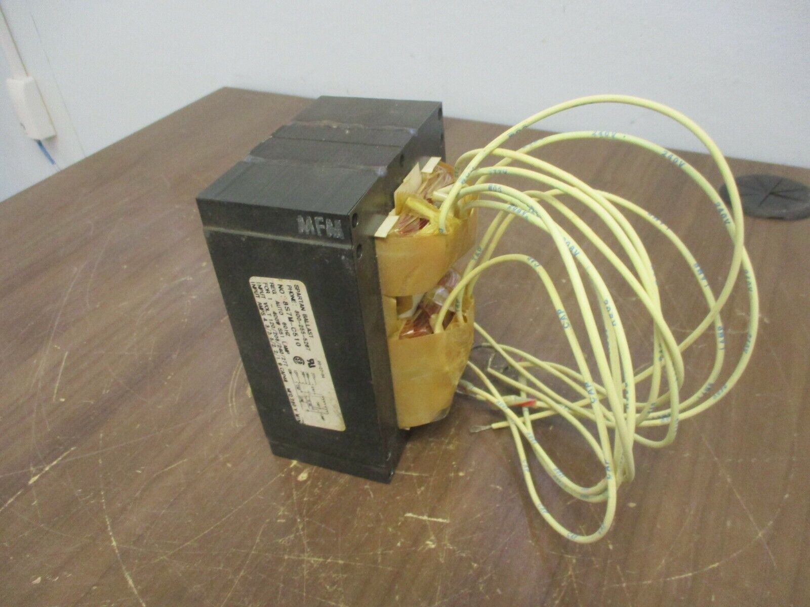 Spartan Ballast 8S7M-C510 400W 120/208/240/277V 60Hz Used