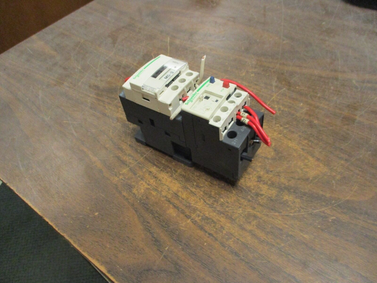 Schneider Electric Starter LC1 D12/LRD 06 120V Coil 25A 600V Trip: 1-1.6A Used