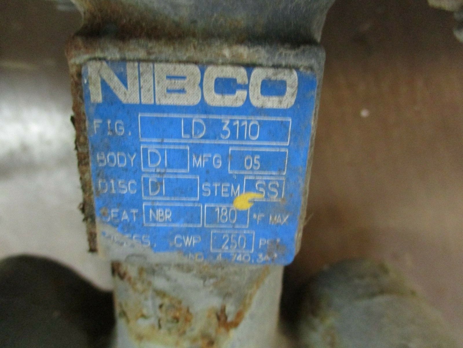 Nibco Butterfly Valve LD 3110 Size: 2.5" 250PSI Body: DI Disc: DI Stem: SS Used