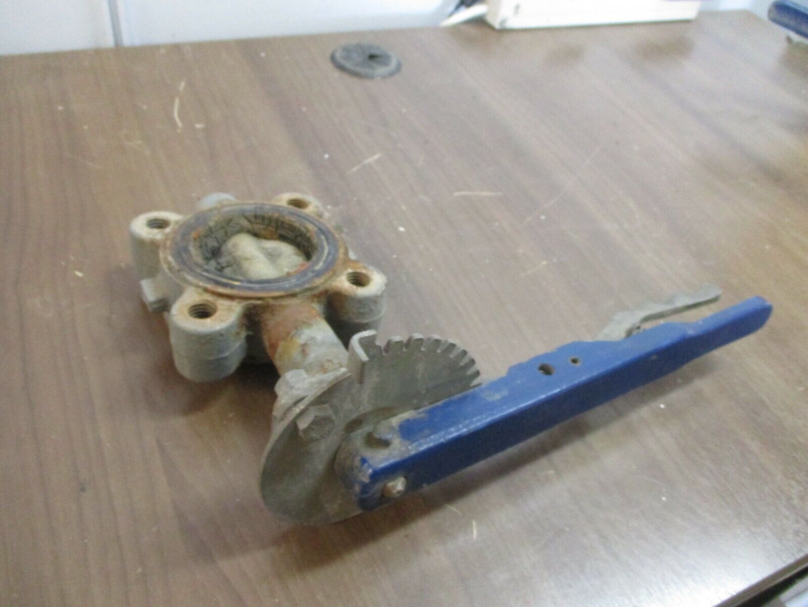 Nibco Butterfly Valve LD 3110 Size: 2.5" 250PSI Body: DI Disc: DI Stem: SS Used