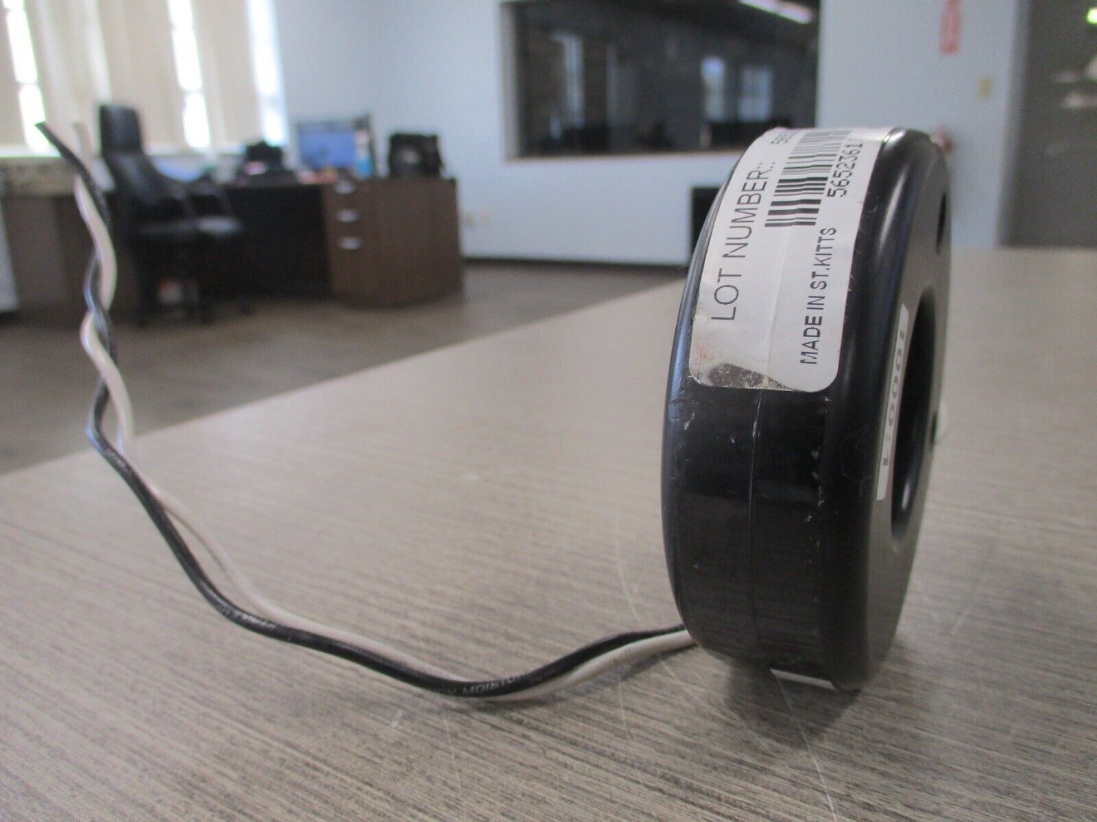 TE Connectivity Current Transformer 5RL-102-1-TL96 Model 554816P1 600V Used