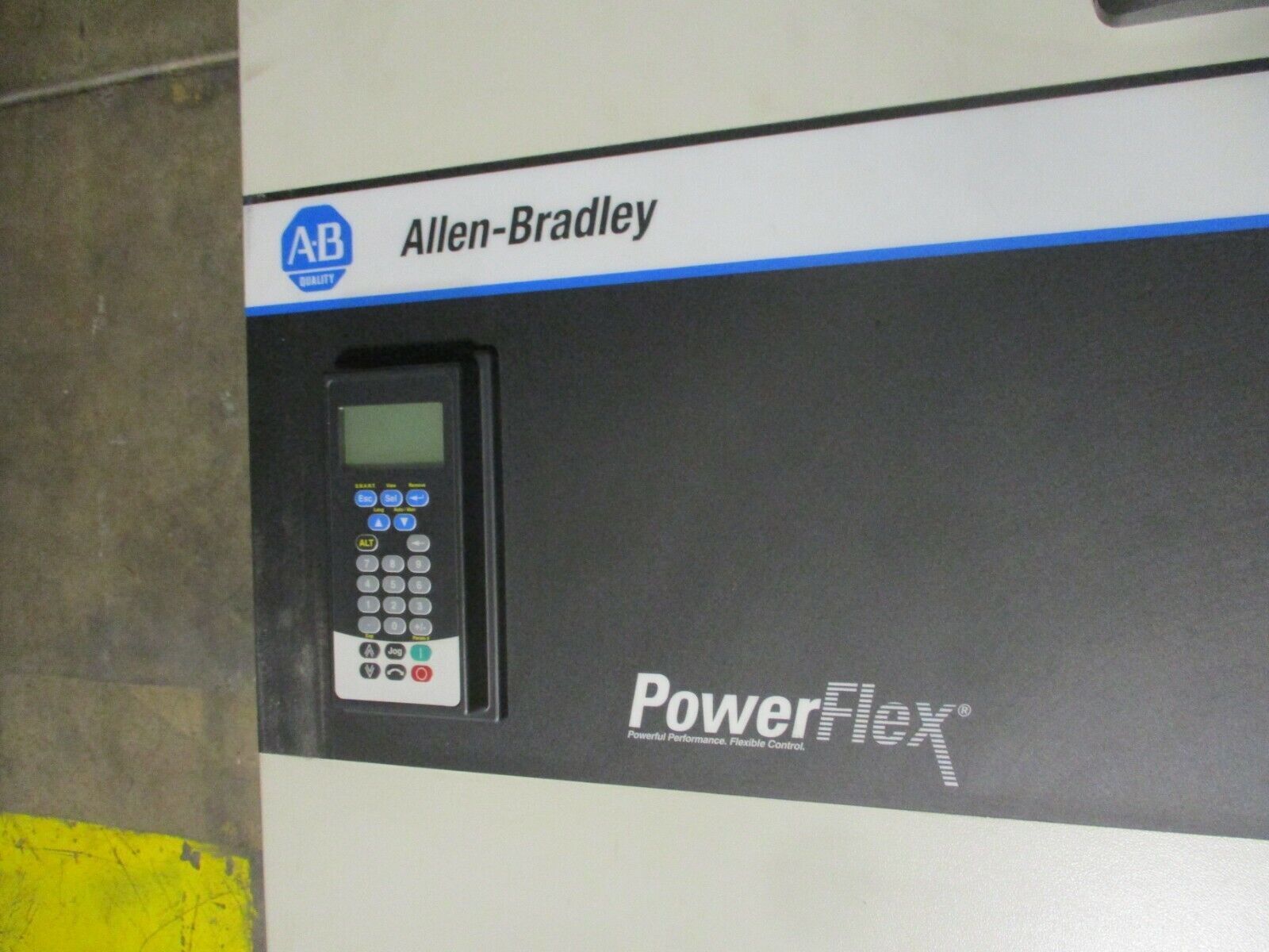 Allen-Bradley PowerFlex 700 AC Drive w/ Nema 12 Enclosure 15HP 3Ph 480V Used