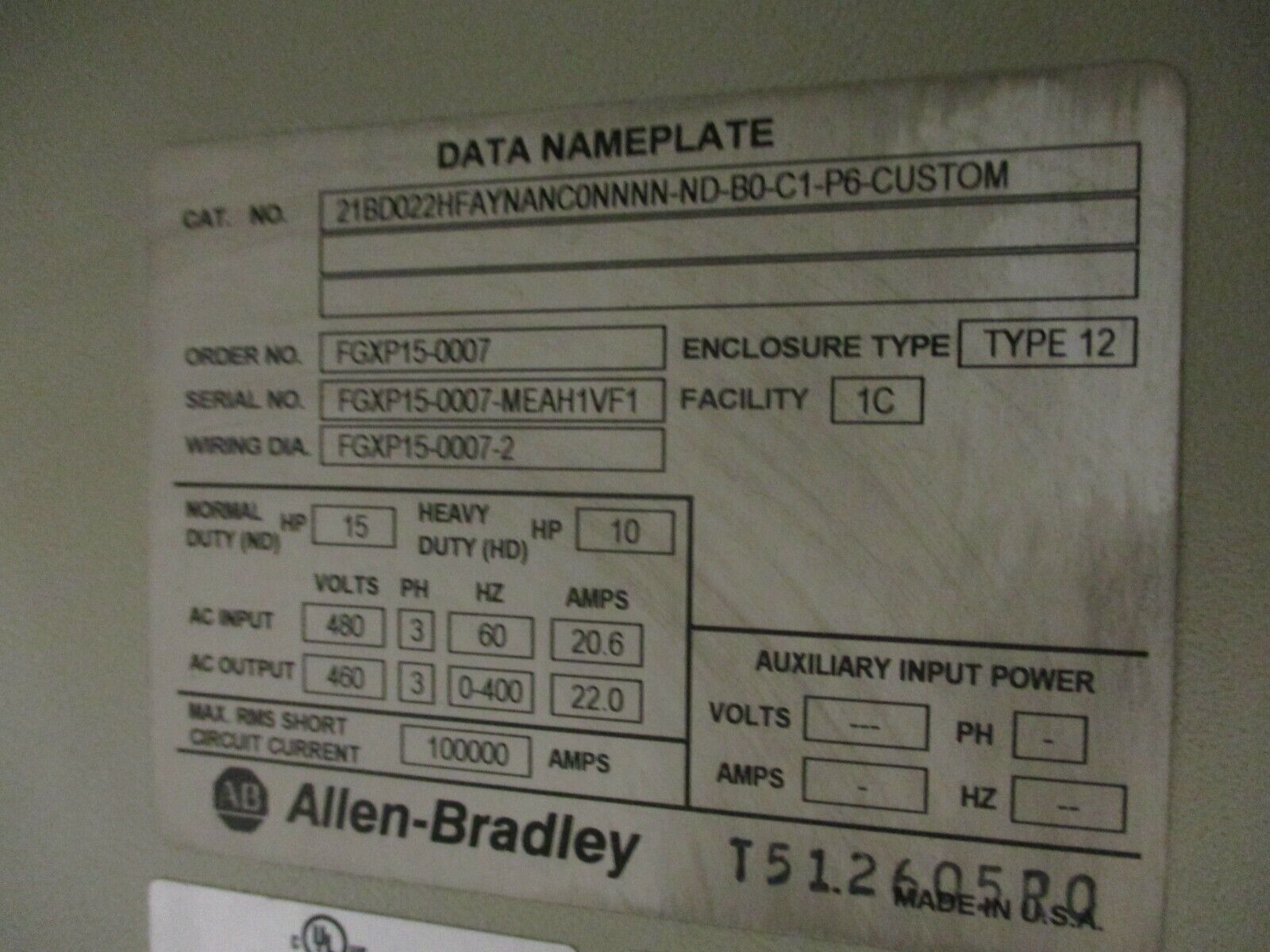 Allen-Bradley PowerFlex 700 AC Drive w/ Nema 12 Enclosure 15HP 3Ph 480V Used