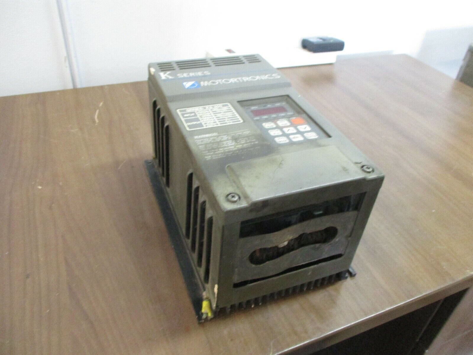 Motortronics K Series AC Drive K3-403 3HP 3Ph Input: 380~480V 50/60Hz Used