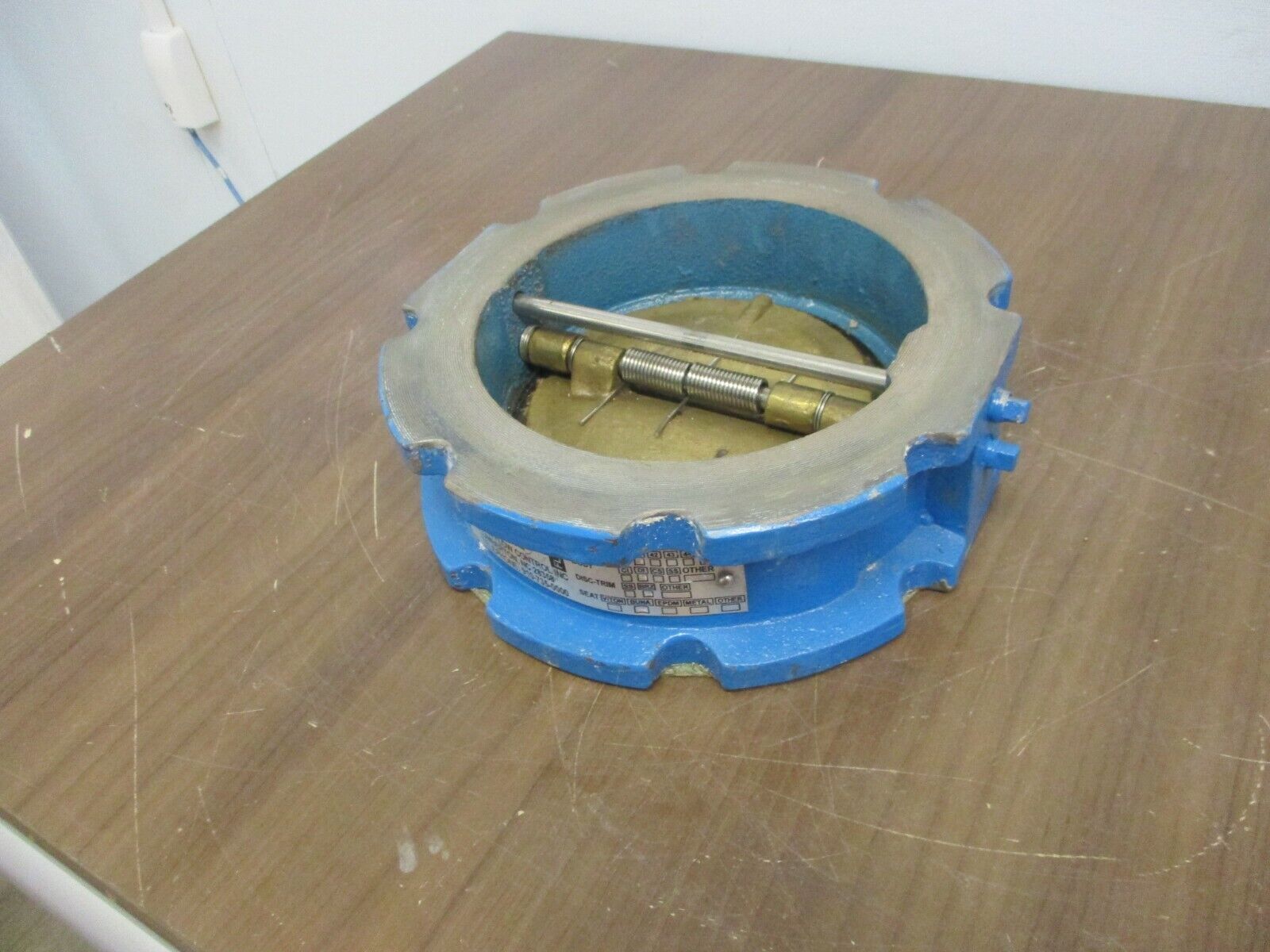 Titan Check Valve CV41 Size: 6" Body: DI Disc-Trip: BRZ Seat: BUNA Used