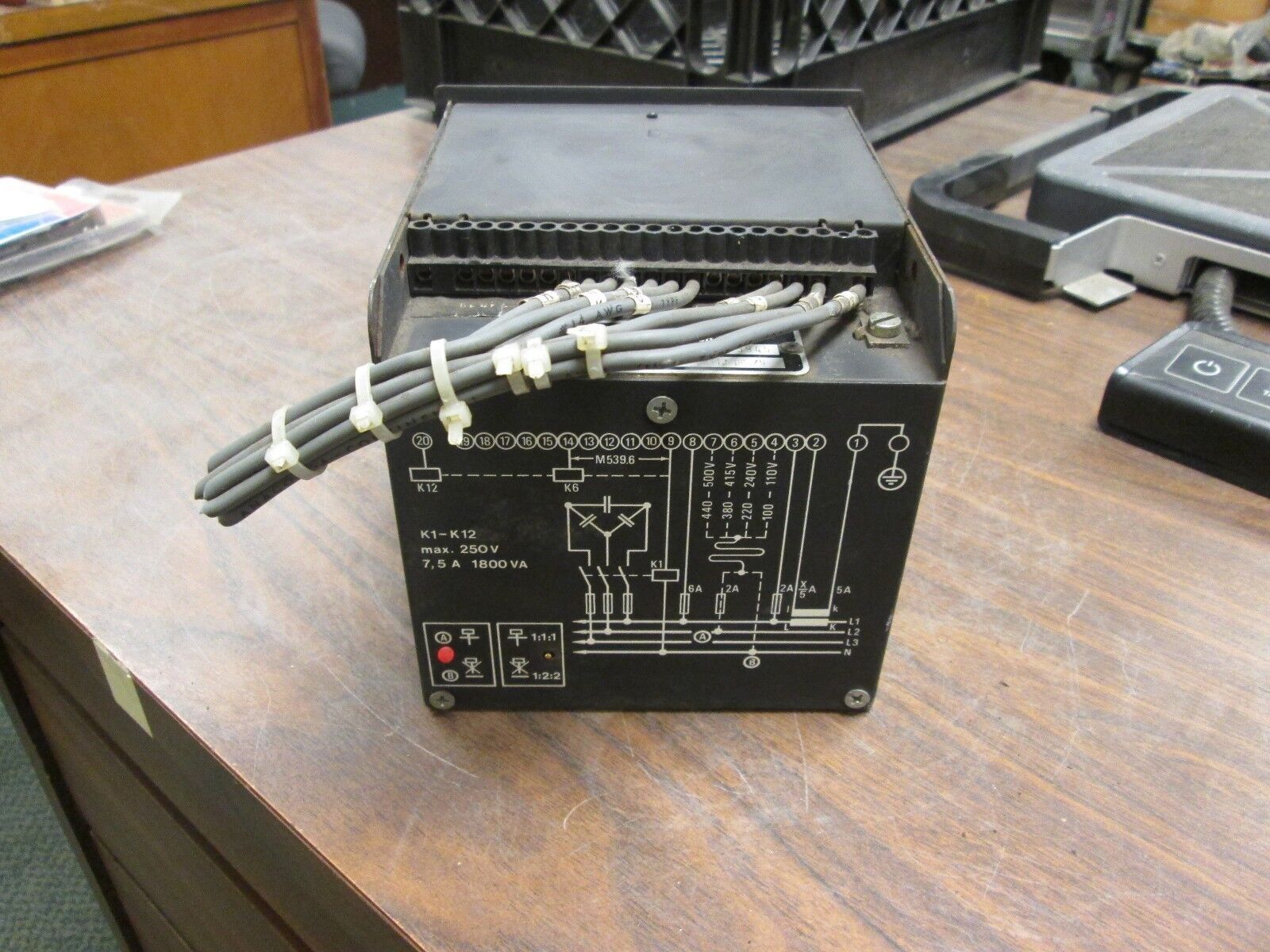 Porter Reactive Power Control Relay M539.6 250V 7.5A 1800VA Used