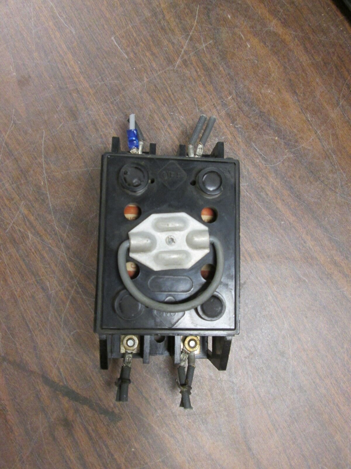 Walker Fuse Pullout 60A 240VAC Used