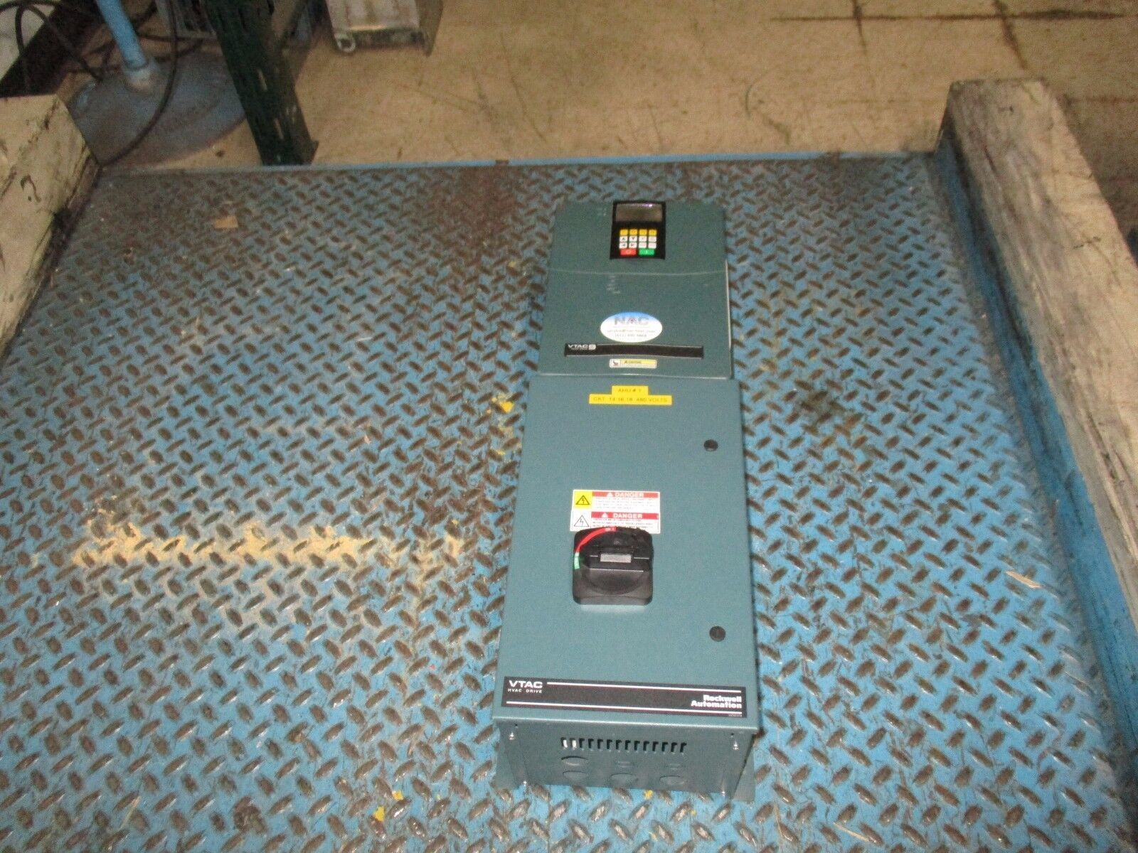 Rockwell Automation VTAC AC Drive 9VT401-034HTANA 25HP 3Ph Used