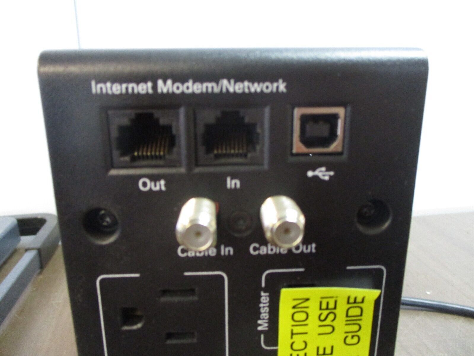 Eaton UPS 5S 1500 LCD 1500VA 900W Used