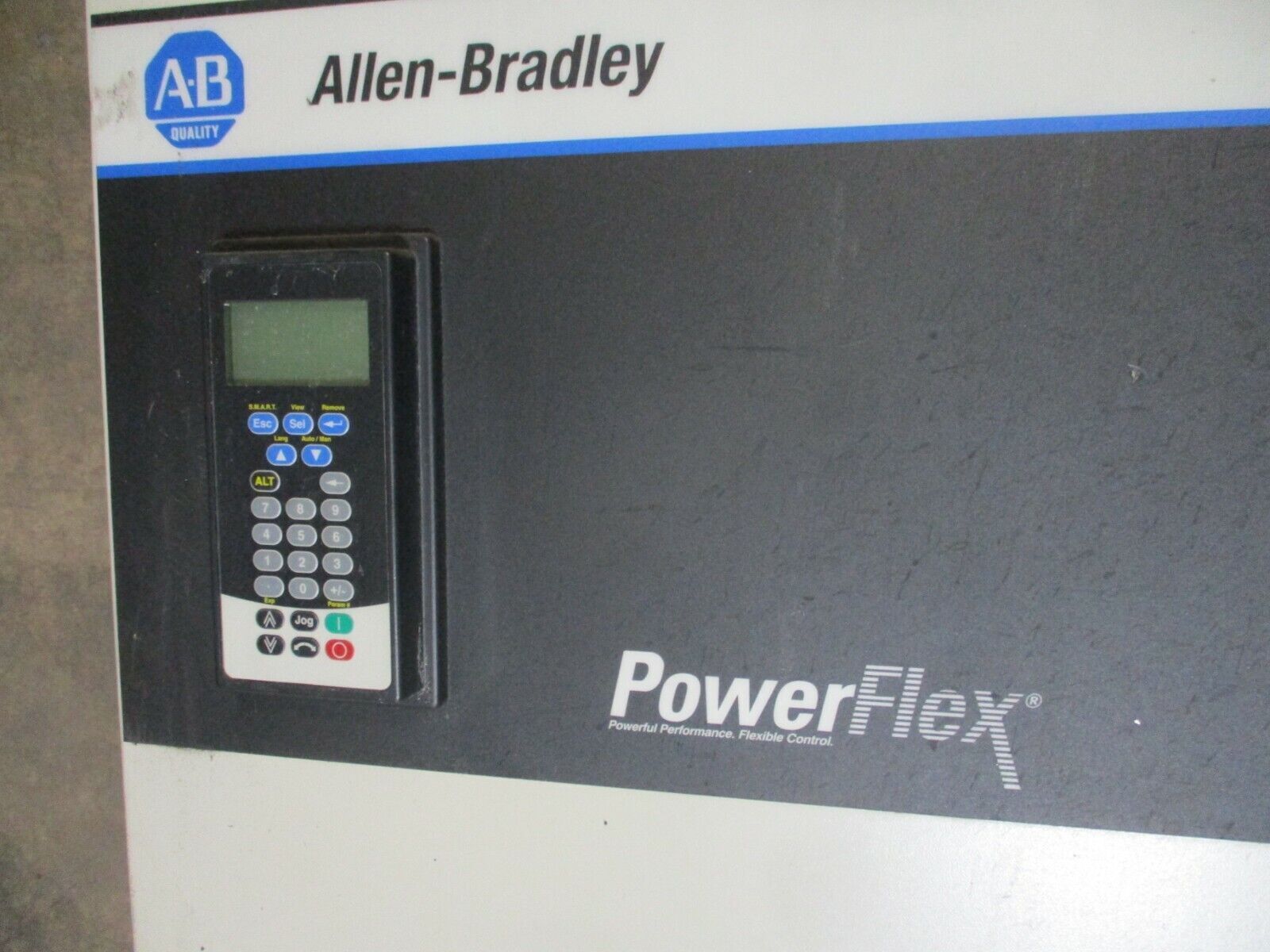 Allen-Bradley PowerFlex 700 AC Drive w/ Nema 12 Enclosure 2HP 480V 3Ph Used