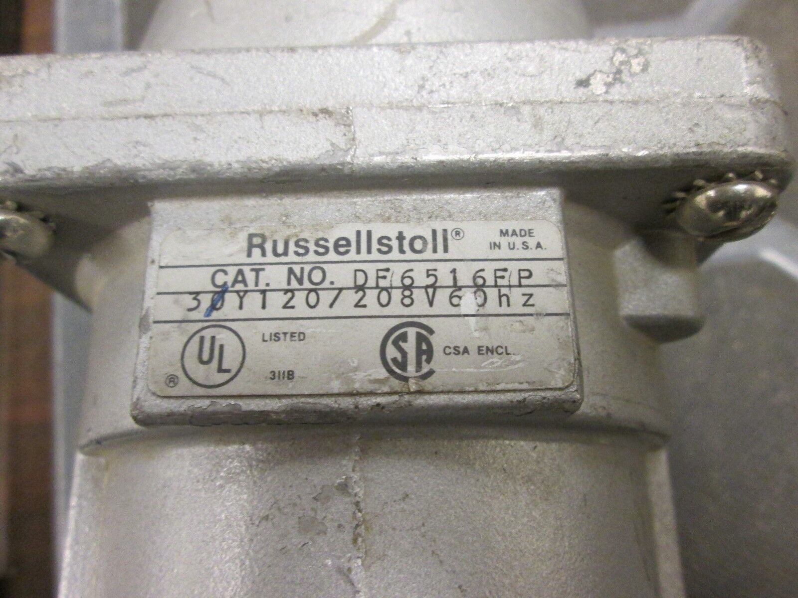 RussellStoll Plug & Receptacle Set DF6516FP / DS6516MP 30A 120/208V 3Ph