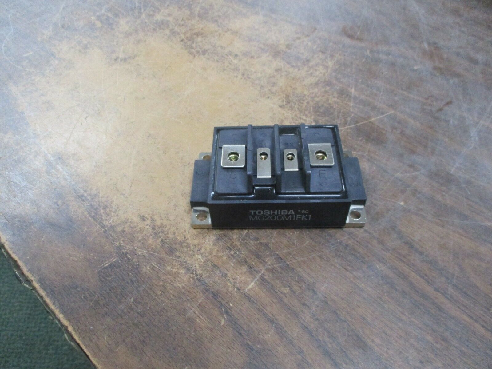 Toshiba Power Transistor MG200M1FK1 200A 880V Used