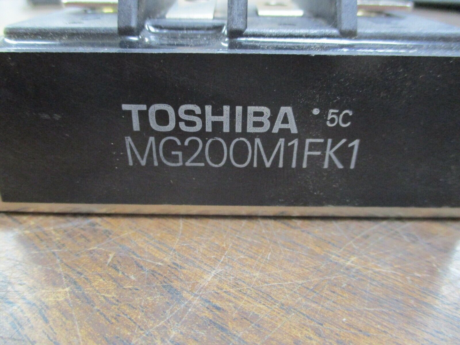 Toshiba Power Transistor MG200M1FK1 200A 880V Used