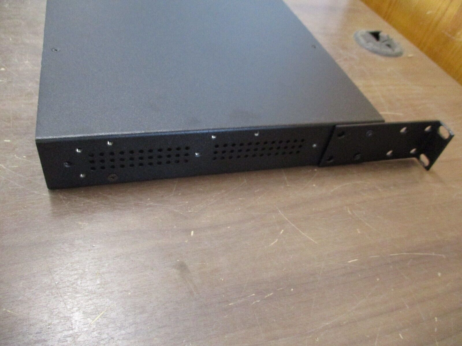 Avocent Console Manager CCM 4850 48-Port Used