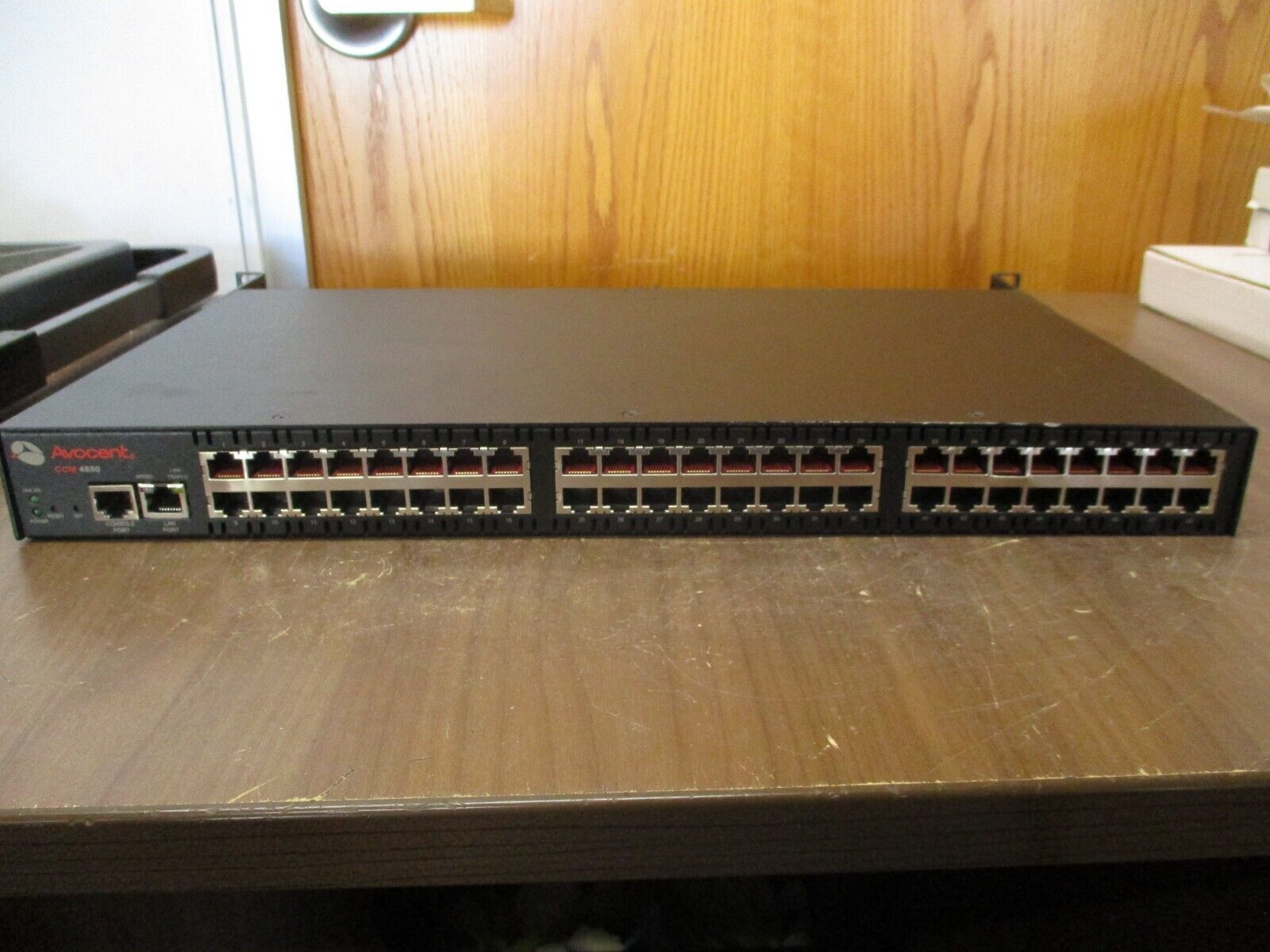 Avocent Console Manager CCM 4850 48-Port Used