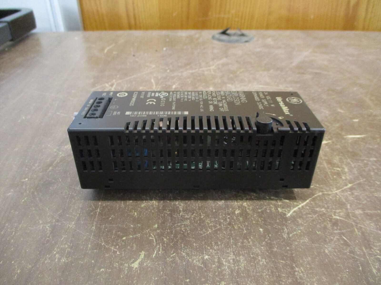 GE Fanuc VersaMax Power Supply Module IC200PWR002G 24VDC 11W Used