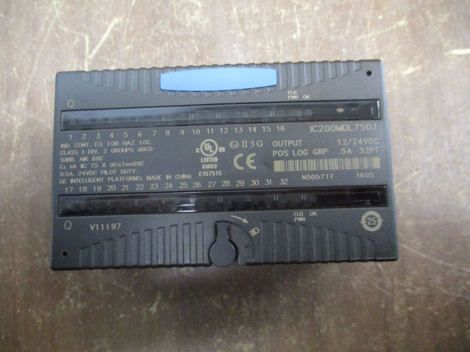 GE Fanuc Output Module IC200MDL750J 12/24VDC 32PT Used
