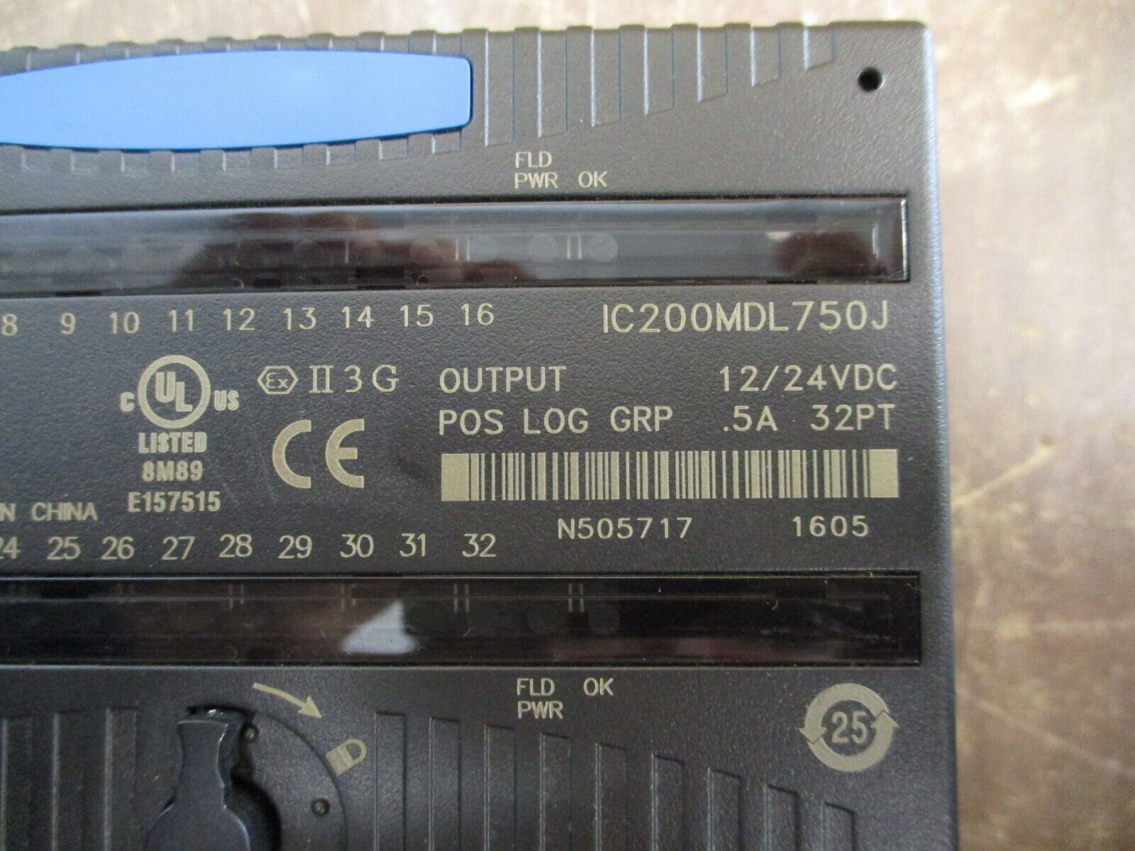 GE Fanuc Output Module IC200MDL750J 12/24VDC 32PT Used