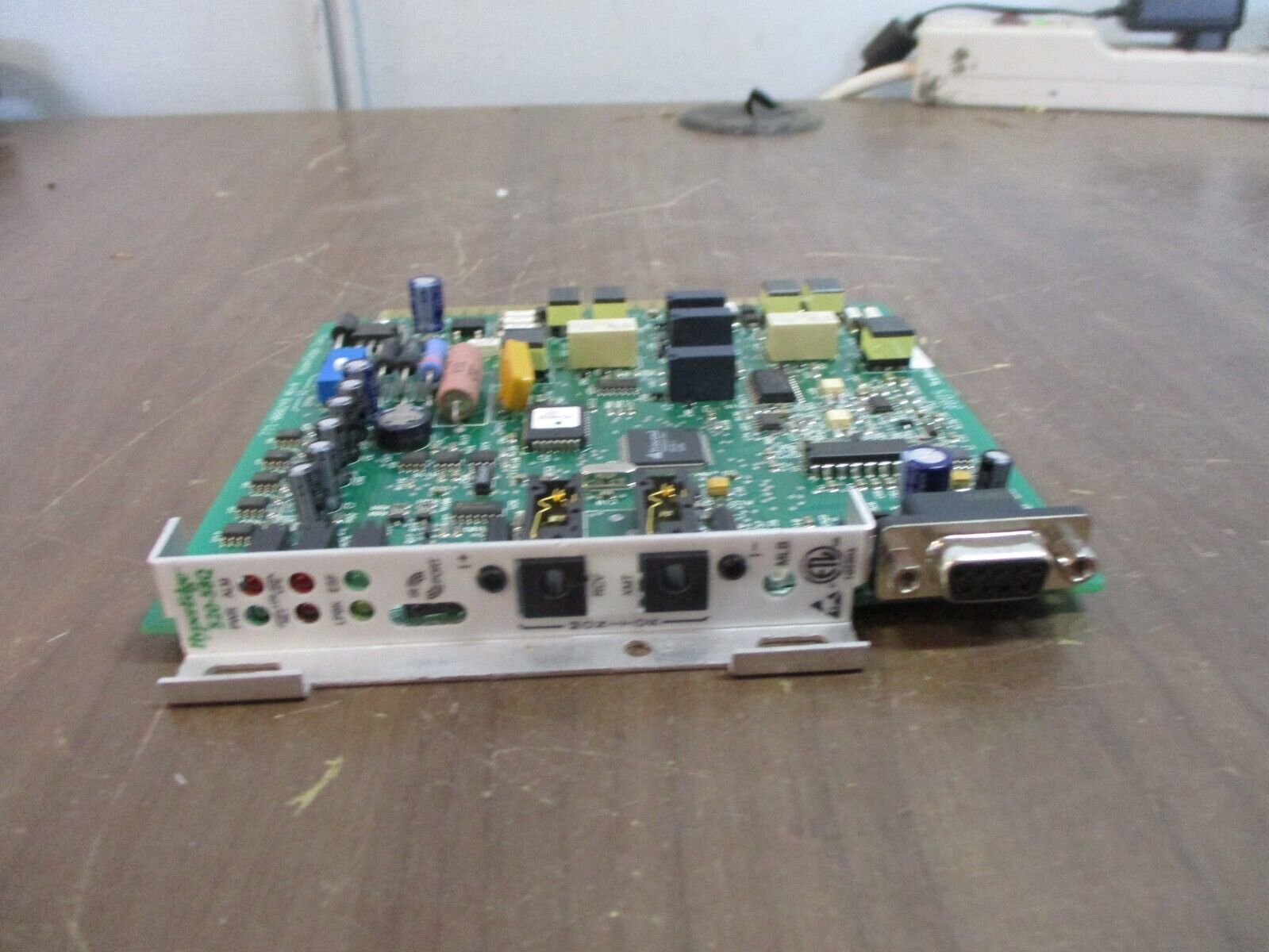 Hyperedge T1 Network Interface Unit 520-58Q Rev. A Used