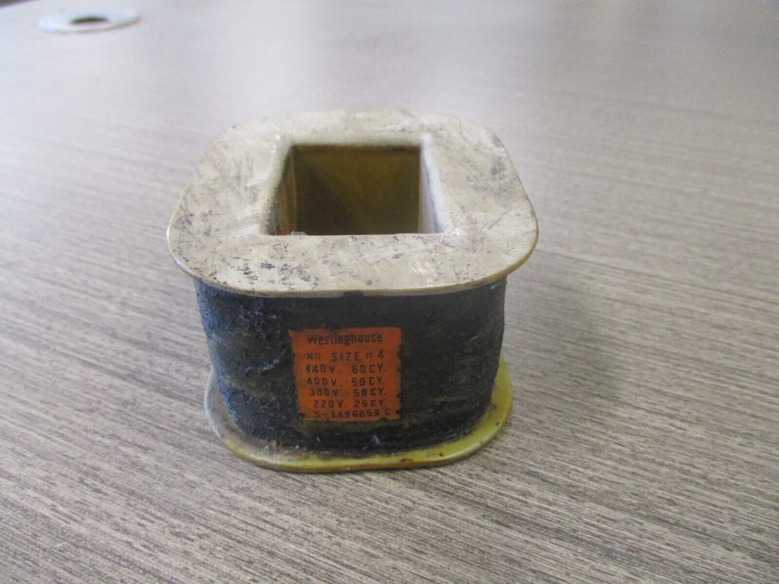 Westinghouse Size 4 Coil S-1490659 C 440V @ 60HZ 380/400V @50HZ 220V *Used*