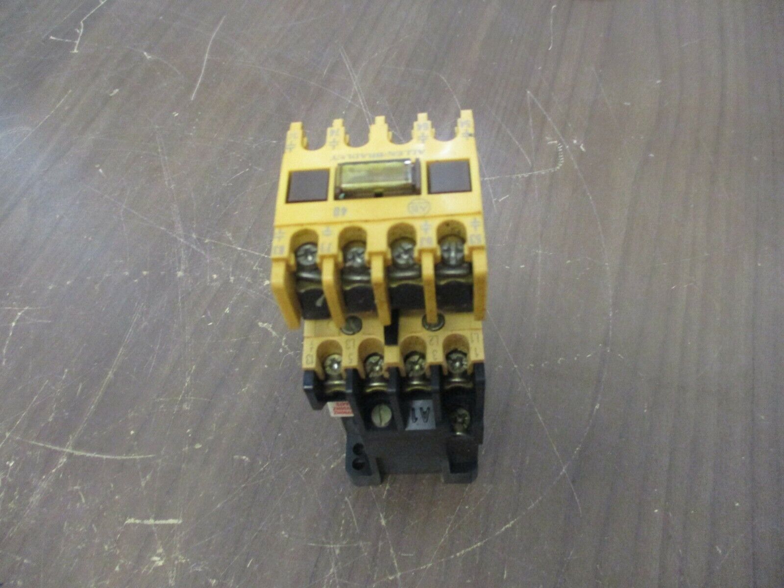 Allen-Bradley Contactor 100-A09ND3 195-FA40 Contact Block 9A 600V 120V Coil Used