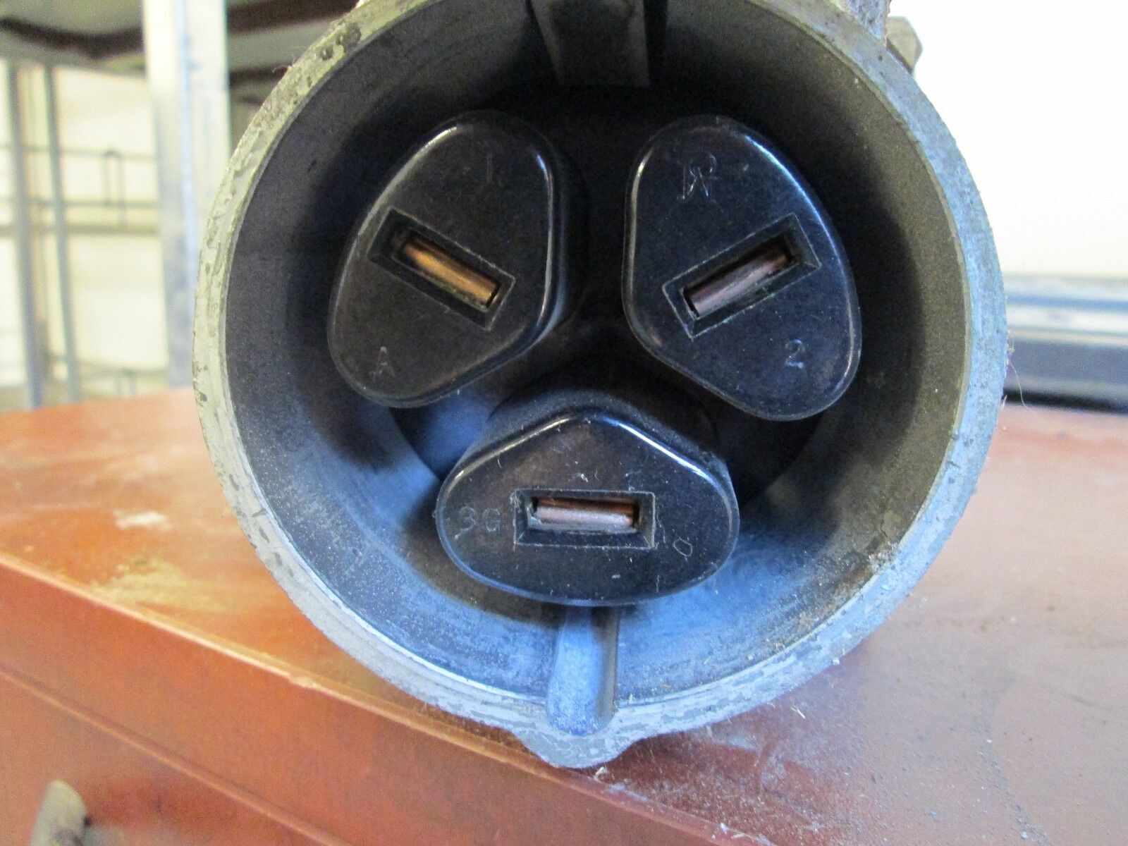 Pyle-National Receptacle KRCBB-36036-PR 60A 600V 3W Used
