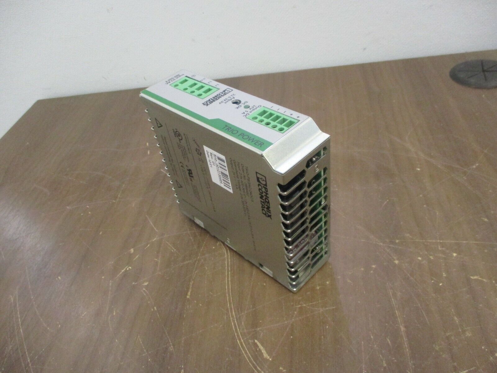 Phoenix Contact Trio Power Supply TRIO-PS/3AC/24DC/5 Rev. 01 Used