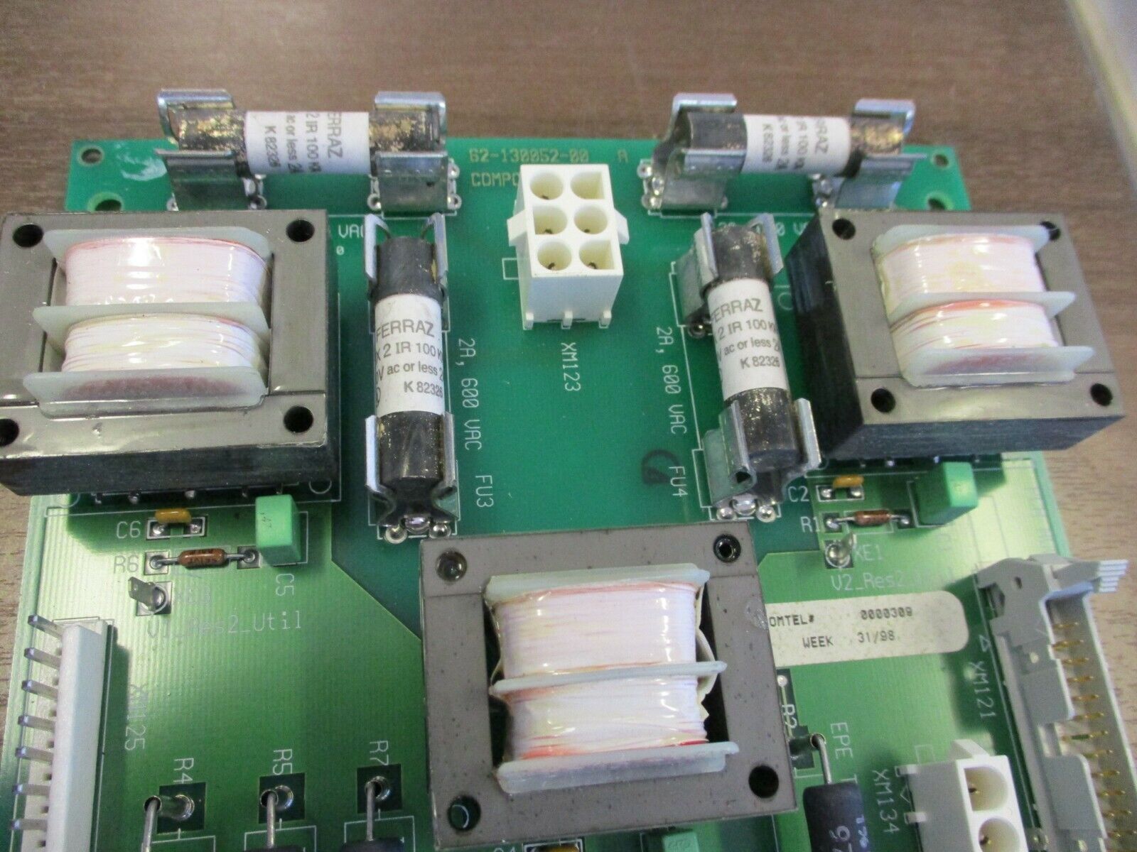 MGE PCA ACUZ UPS PCB 72-130052-00 Rev. A03 Used