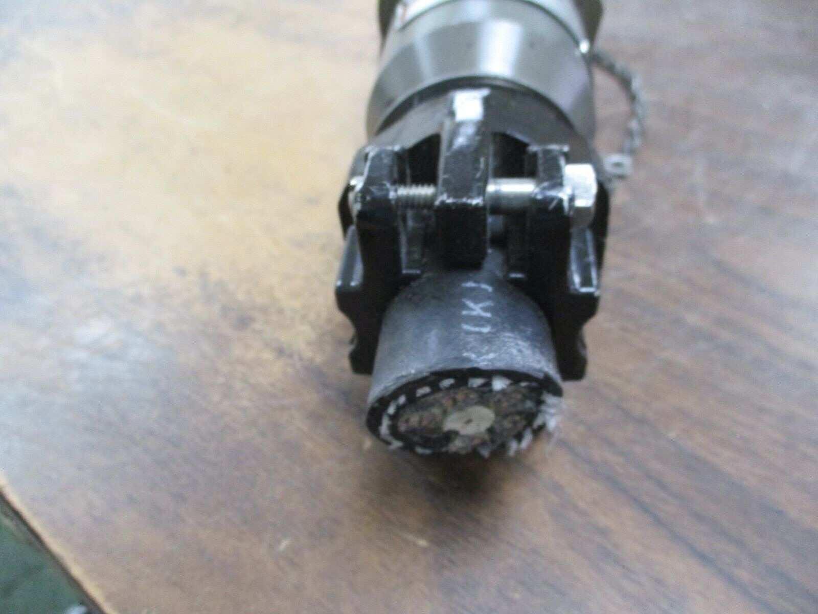 Hubbell Vantage XP Explosion Proof Connector AF-B1516-655SL-12 6.5A 240V Used