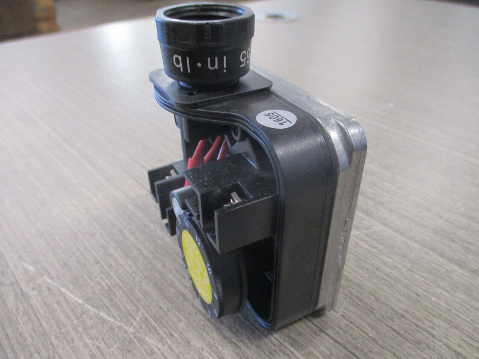 Dungs Gas Pressure Switch 266916 2"-20"WC GAO-A2-4-5 New Surplus