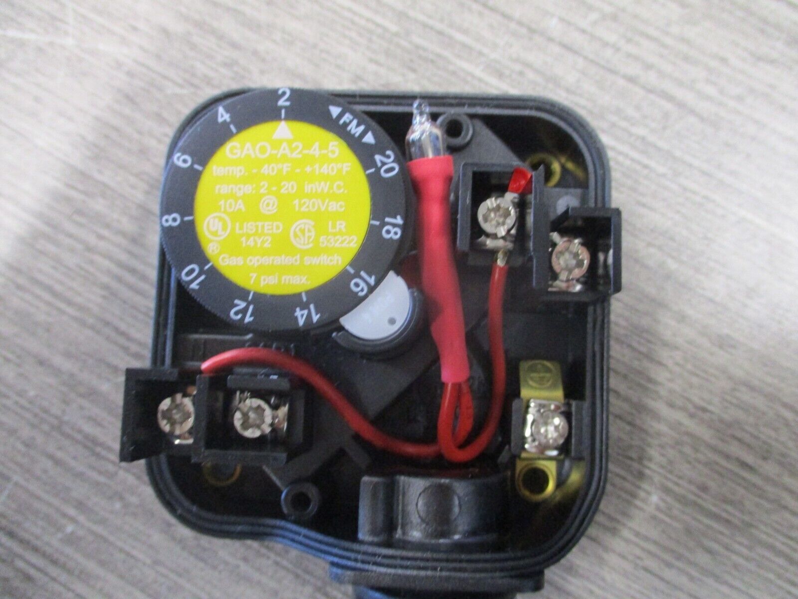 Dungs Gas Pressure Switch 266916 2"-20"WC GAO-A2-4-5 New Surplus