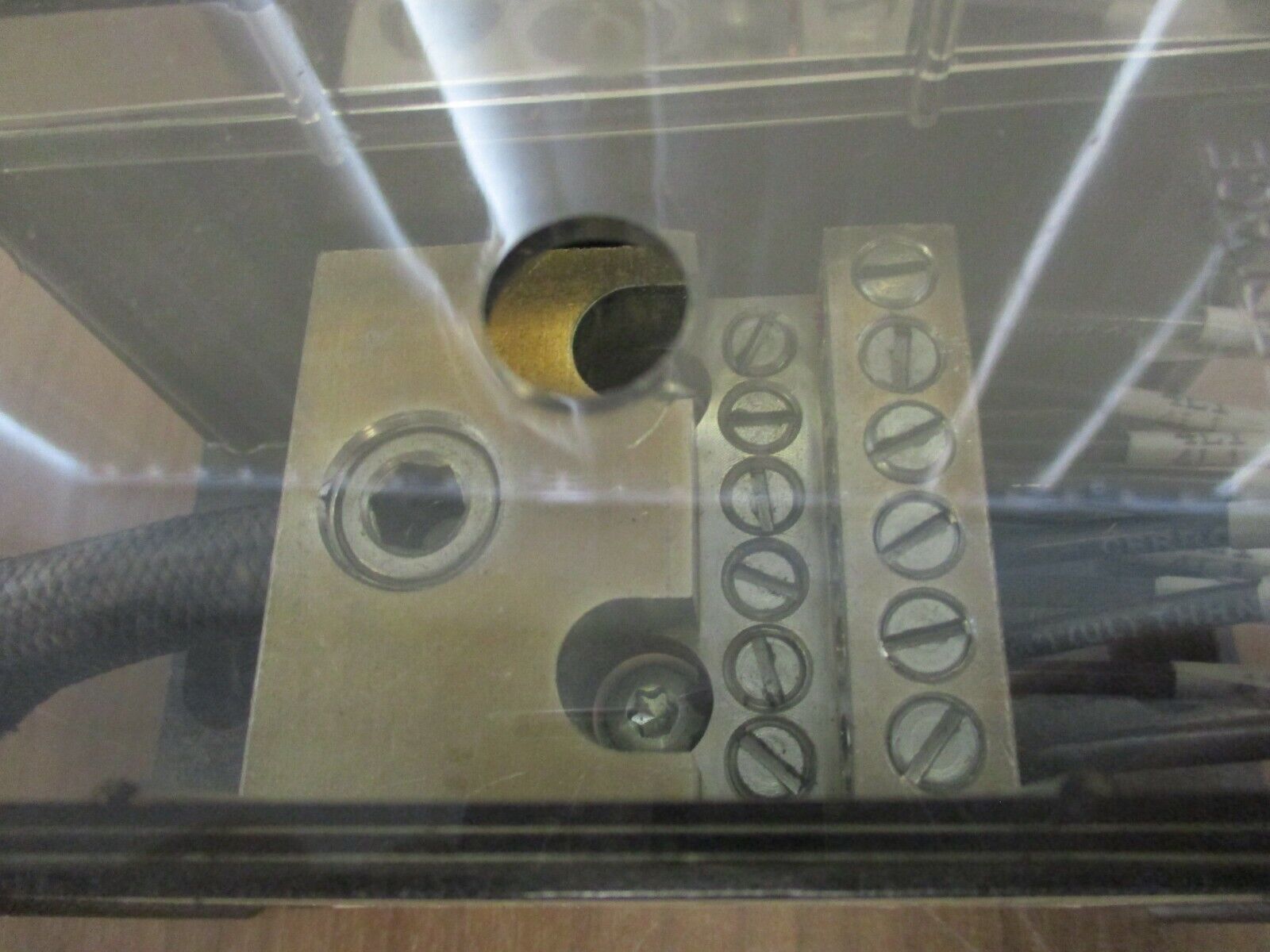 Ferraz Shawmut Power Distribution Black 69153 400A Used