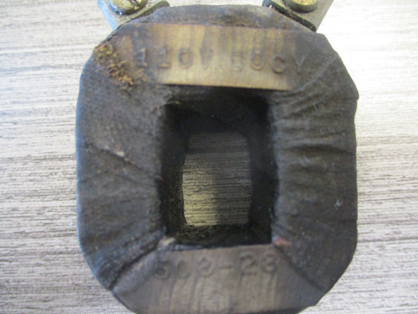 Cutler-Hammer Coil 508-28 110 V 60HZ Used