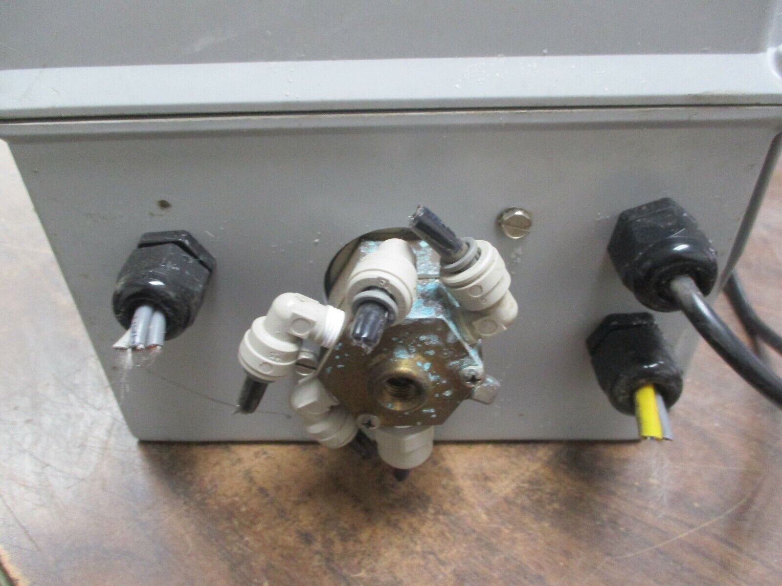Pentair 48 Series Stager/Controller 48ES 15W 125PSI Used