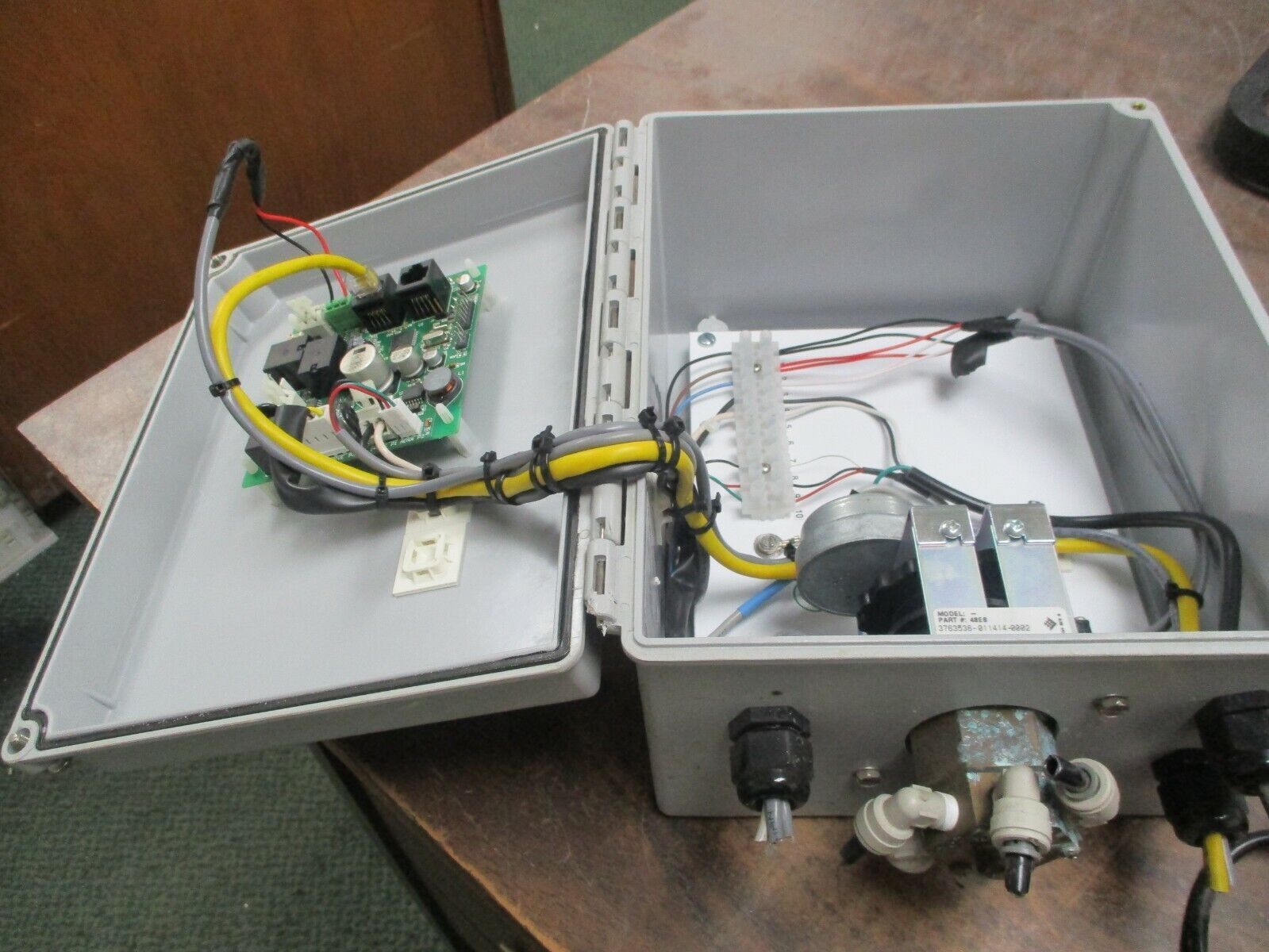 Pentair 48 Series Stager/Controller 48ES 15W 125PSI Used