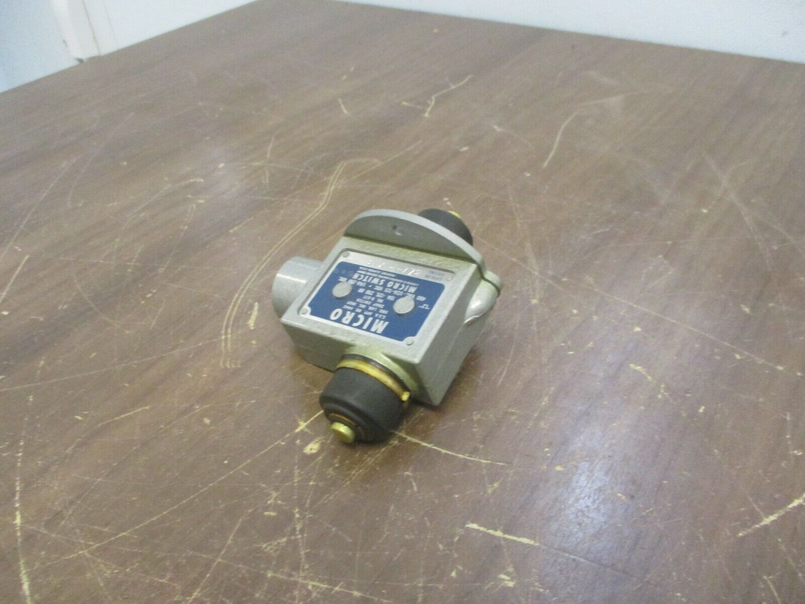 Micro Switch Limit Switch BZV-RNX13 Used