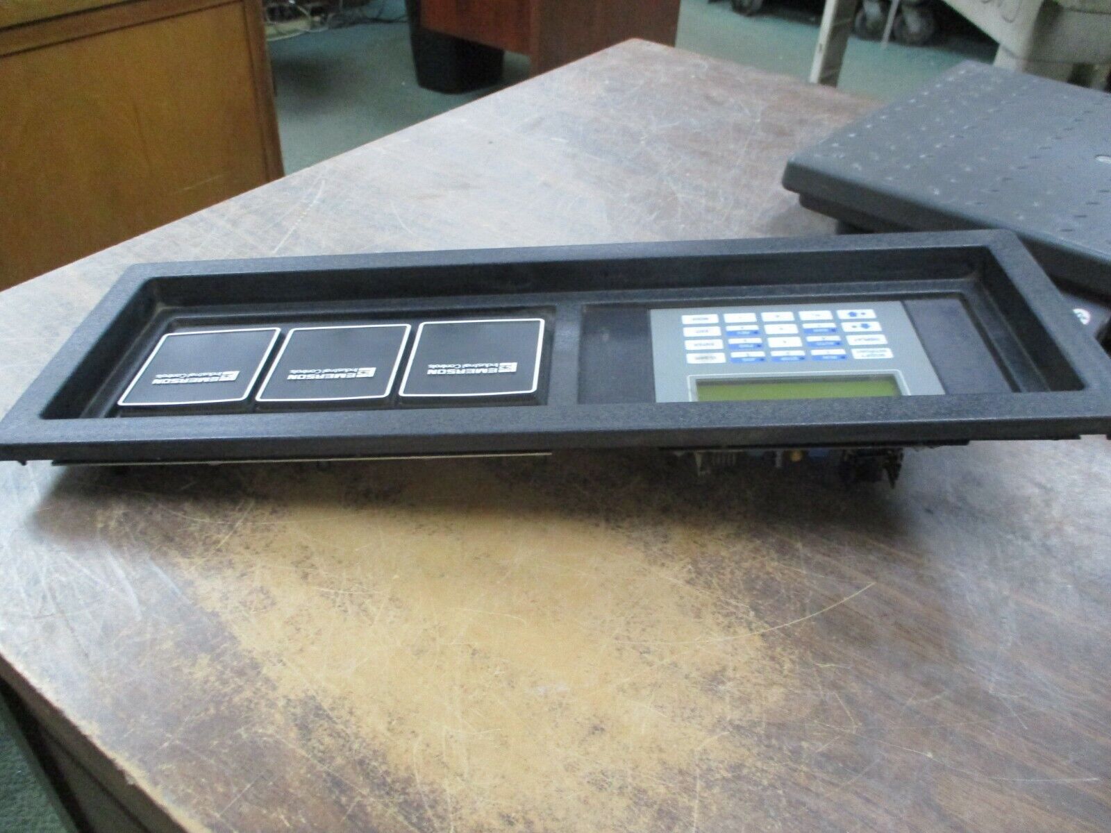 Emerson Operator Interface Panel 6230-9230 Used
