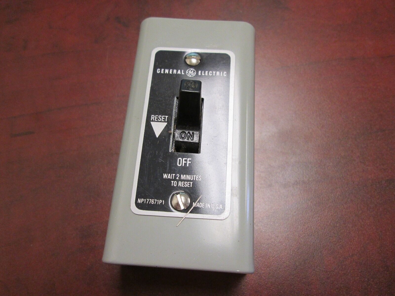 GE Man Motor Starter Single Speed CR101Y1 New Surplus