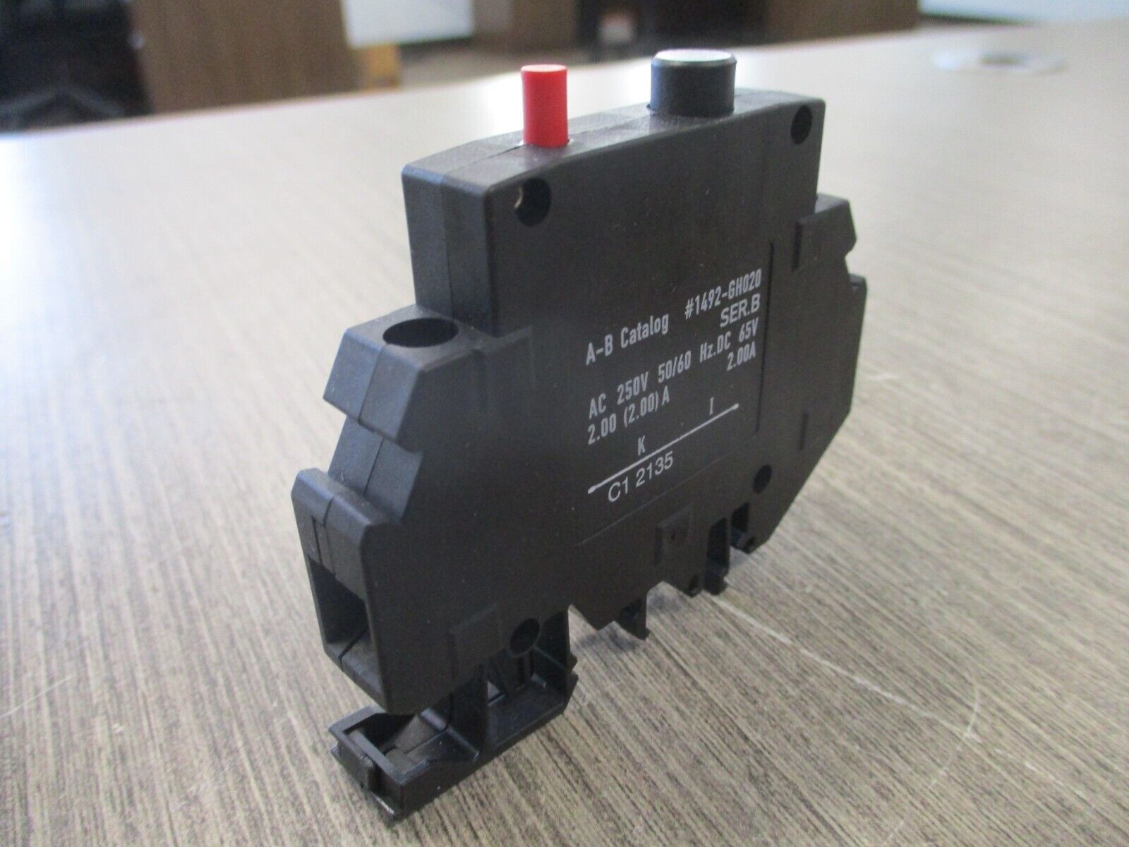 Allen-Bradley Supplementary Protector 1492-GH020 Ser. B 2A New Surplus