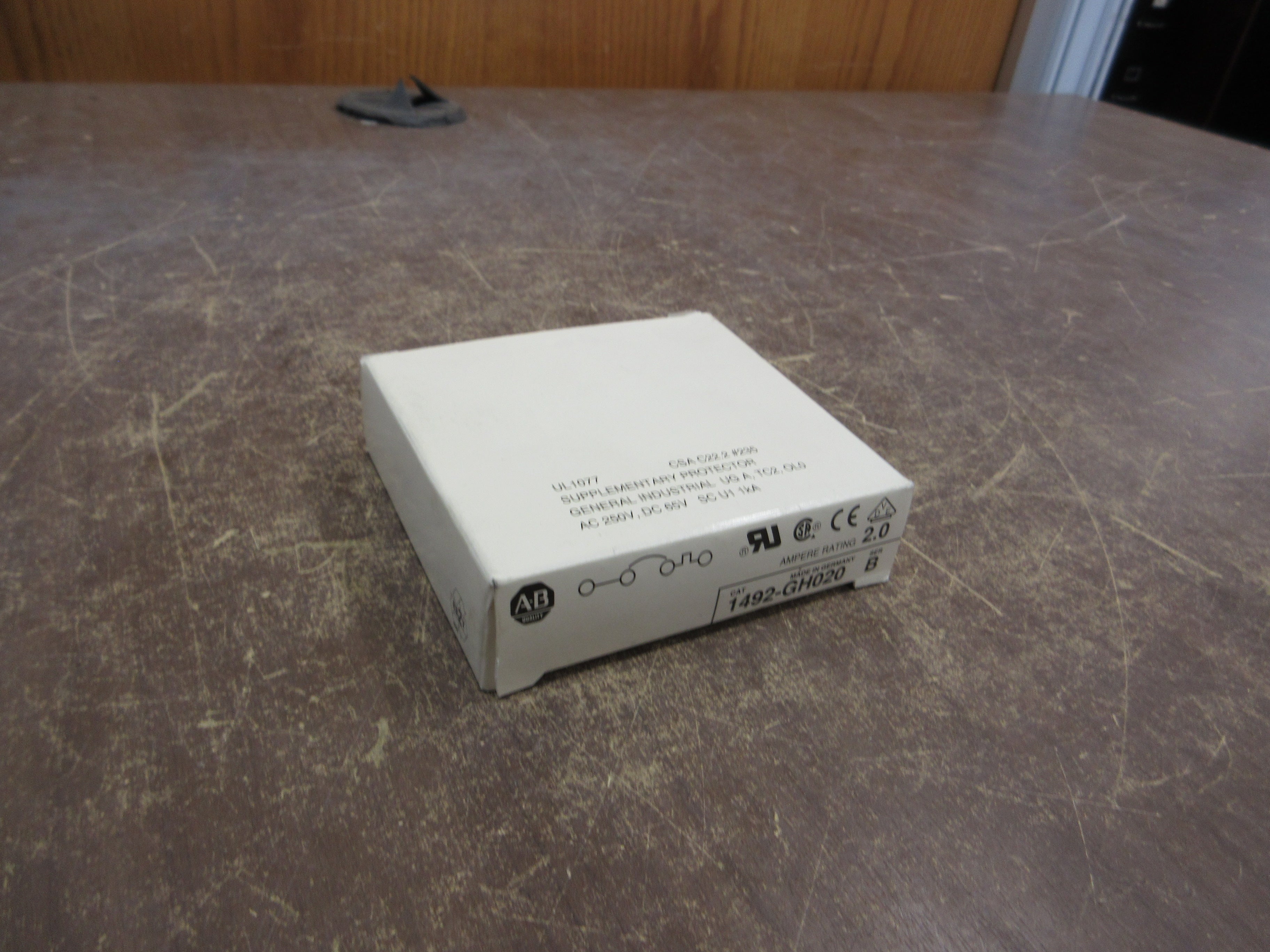 Allen-Bradley Supplementary Protector 1492-GH020 Ser. B 2A New Surplus